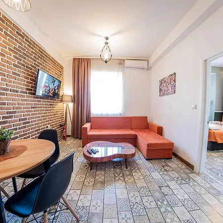 Vintage Life Apartment Sofia